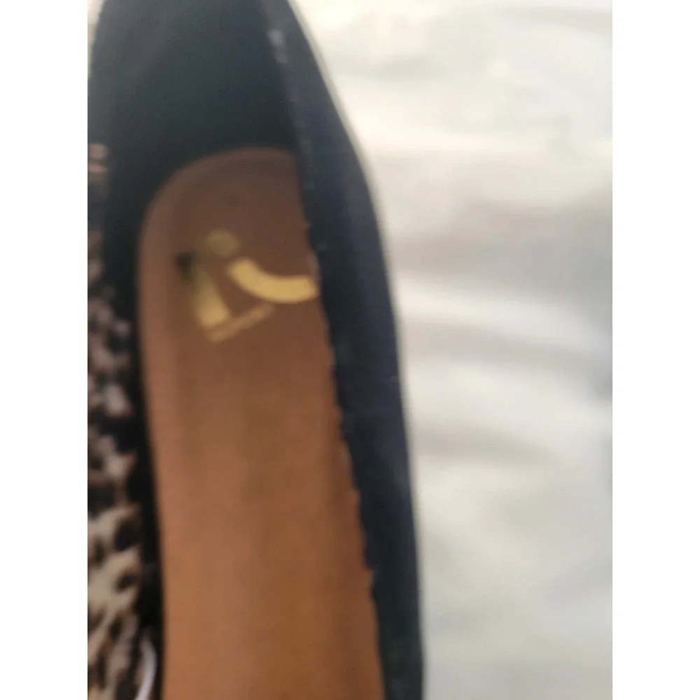 Report Womens Black Wedge Pumps Leopard Print Lining Almond Toe Heels